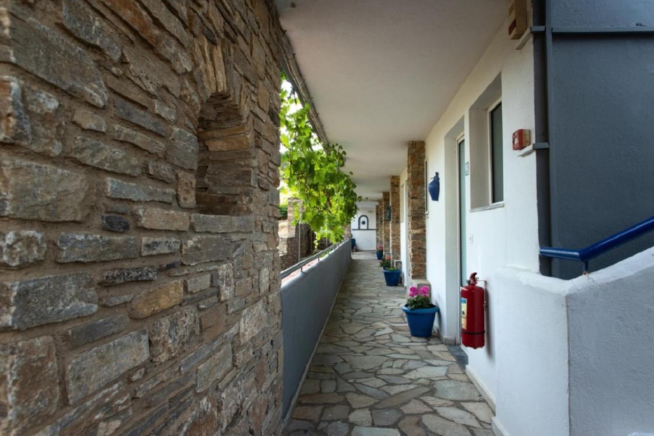 Argo Rooms & Studios Agioi Apostoloi (Evia) Exterior foto
